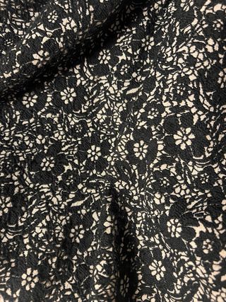 Minifalda Massimo Dutti floral T.38