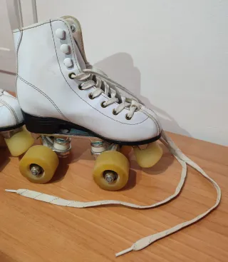 Patines blancos para iniciación