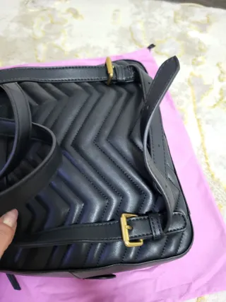 Mochila Gucci Negra Matelassé GG Marmont
