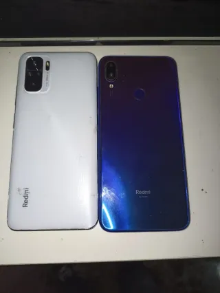 Redmi Note 10 e Redmi 9 Telefoni per Ricambi o Riparazione