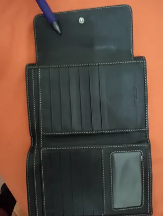 Cartera de cuero grande con gran cabida