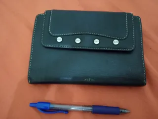 Cartera de cuero grande con gran cabida