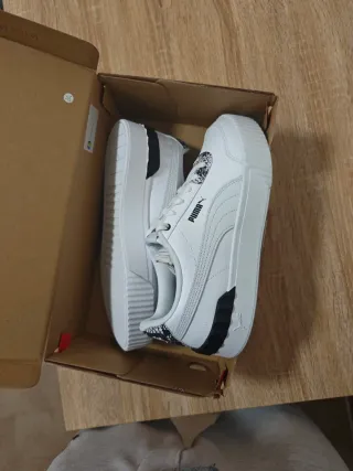 Sneakers Puma Donna Taglia 40.5 Nuove