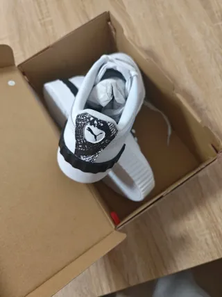 Sneakers Puma Donna Taglia 40.5 Nuove