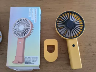 Ventilador de mano portátil