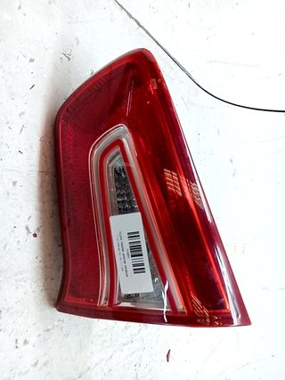 PILOTO TRASERO DERECHO INTERIOR KIA SPORTAGE III (SL)