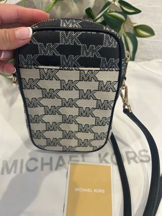 Bolsito Michael Kors Original Beige y Negro