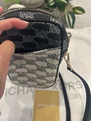 Bolsito Michael Kors Original Beige y Negro