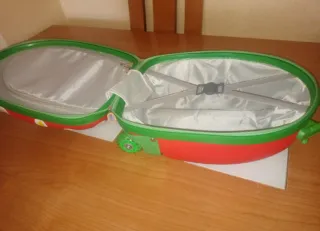 OPORTUNIDAD - Maleta Infantil Fresa 17L