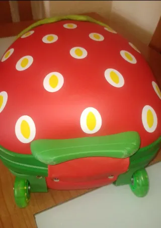 Maleta Infantil Fresa 17L