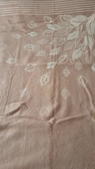 Manta Reversible Fleece Rosa y Multicolor