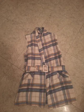 Chaleco cuadros beige y azul nuevo