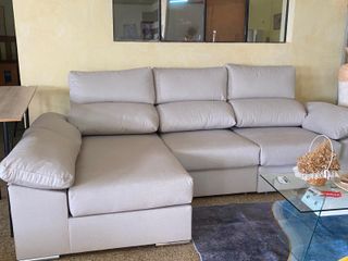 Sofa chaislongue beis claro COMODO Y NUEVO