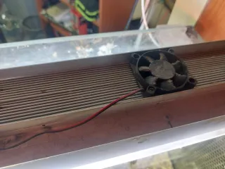 Vendo acquario completo di arredi, come da foto.