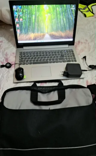 Portátil Lenovo Plata/Negro