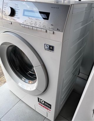 LAVADORA AEG DE 8 KILOS BLANCO