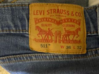 Levi's 511 W36 L32 Azul