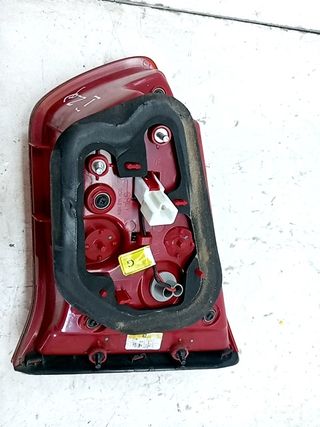 PILOTO TRASERO IZQUIERDO INTERIOR KIA SPORTAGE III (SL)