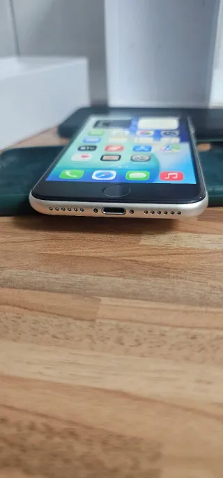 iPhone SE 3ª Gen 2022