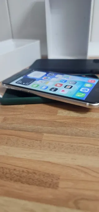 iPhone SE 3ª Gen 2022