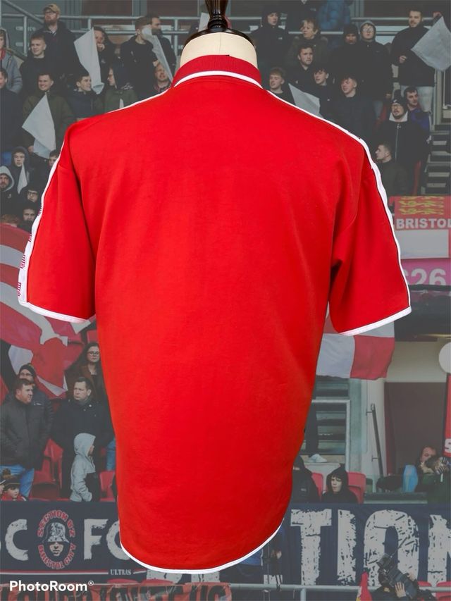 Camiseta vintage Bristol City 2000/2001