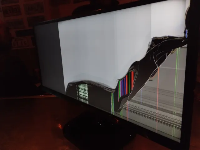 Monitor LG 25UM58-P para piezas