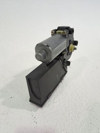 MOTOR ELEVALUNAS DELANTERO IZQUIERDO PORSCHE CAYENNE (TYP 9P