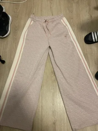 Pantalón Guess rosa y blanco