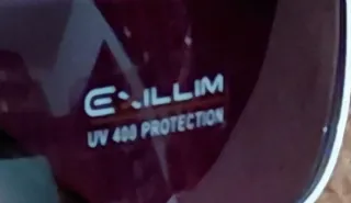 Gafas de sol Exillim nuevas moradas y blancas