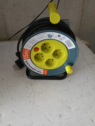 Mini alargador 15m 4 enchufes 16A