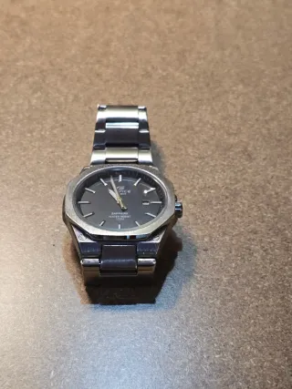 Reloj Casio Edifice Esfera Negra