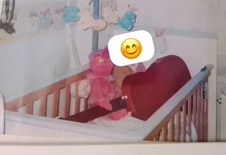 Cuna bebé madera blanca y azul