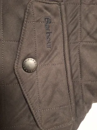 Cazadora Barbour azul marino  Acolchada