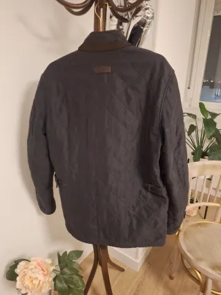 Cazadora Barbour azul marino  Acolchada