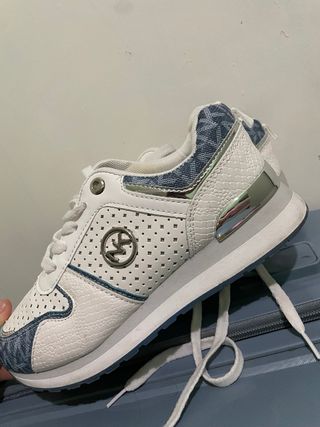 Deportivas Mujer Blancas y Azules