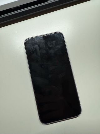 iPhone 14 Morado (84%) + 6 fundas