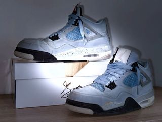Jordan Retro 4 University Blue