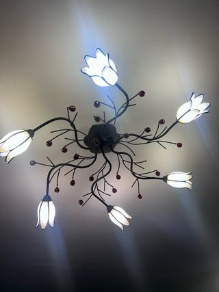 Lámpara de techo diseño floral