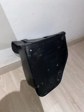 Alforja Harley Sportster S1250 Cuero