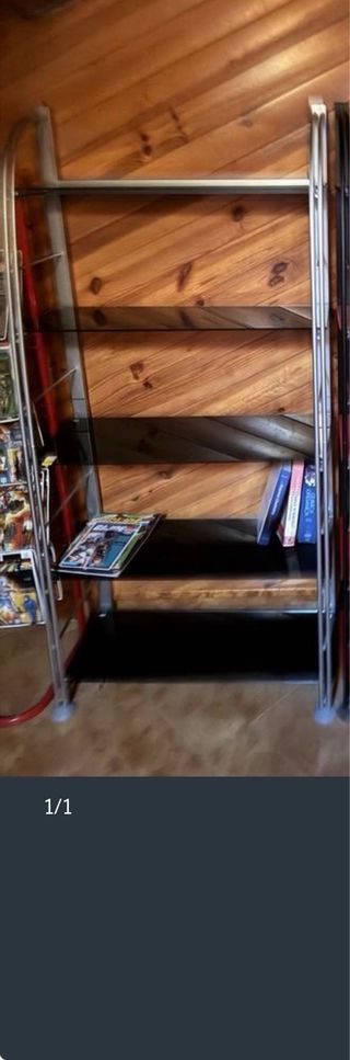 Estantería Metálica y Madera