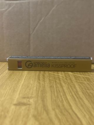 Labial Amelia Kissproof Rojo