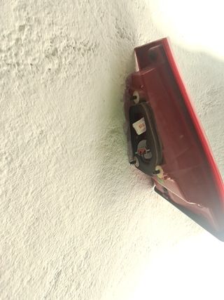 PILOTO TRASERO IZQUIERDO INTERIOR HYUNDAI I20 ACTIVE (3)