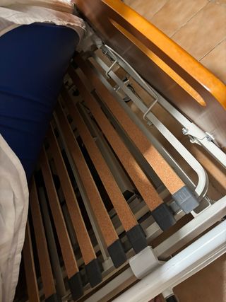 Cama articulada madera y tela