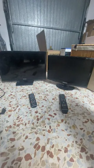 2 TVs 19 y 24 pulgadas