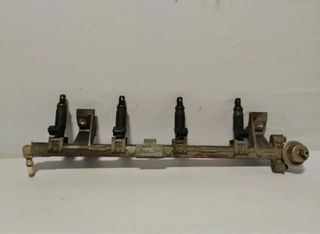 Rampa y inyectores Ford Focus 1.6 16v