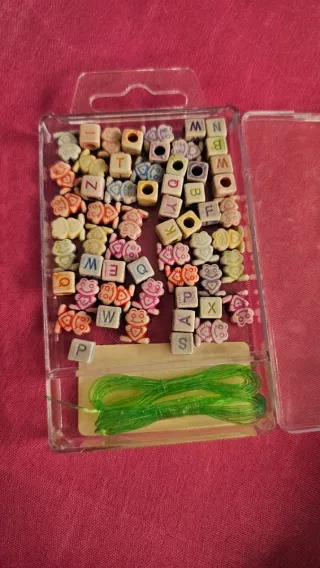 Abalorios per bracciali e collane