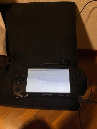 Pack PSP Street (E1004) + Trilogía Invizimals