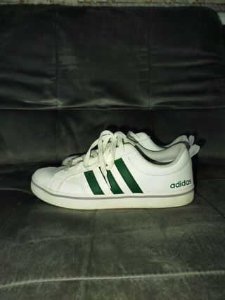 Sapatilhas Adidas Homem Brancas e Verdes