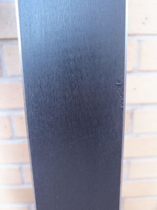 Esquís Atomic 168cm con fijaciones