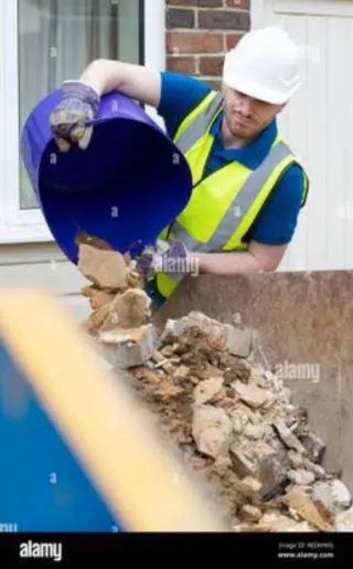 Busco trabajo montador de neumaticos